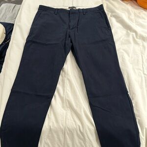 Banana Republic Tapered Fit Tailoring Performance Chino